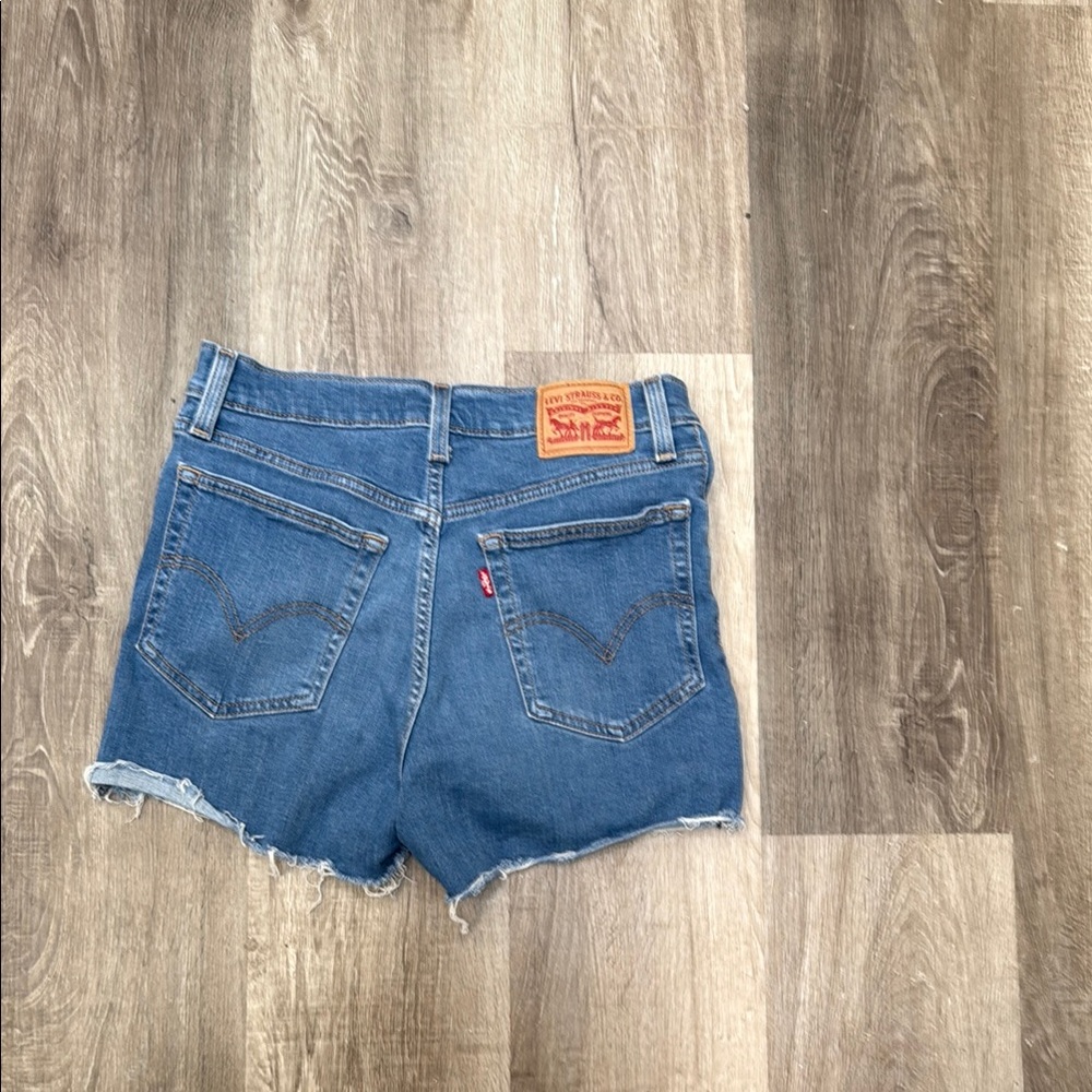 Levi’s distressed high rise shorts. - Picture 7 of 9